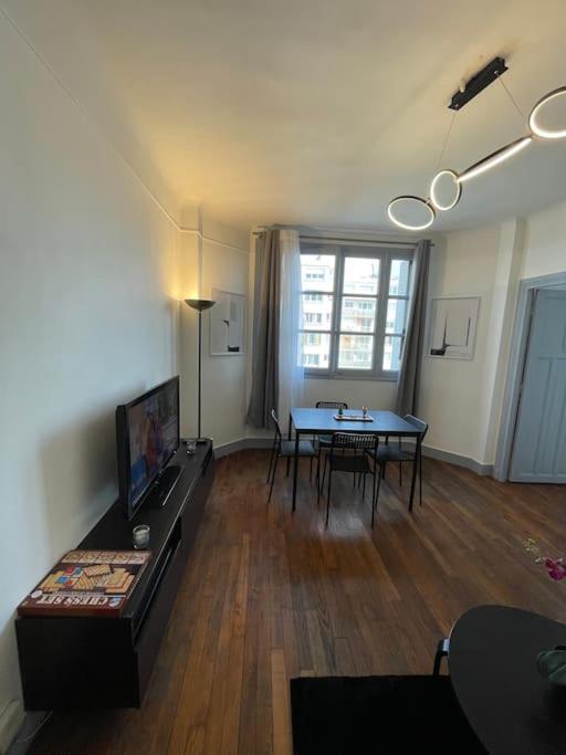 Profitez Du Calme De Courbevoie La Defense Apartman Kültér fotó